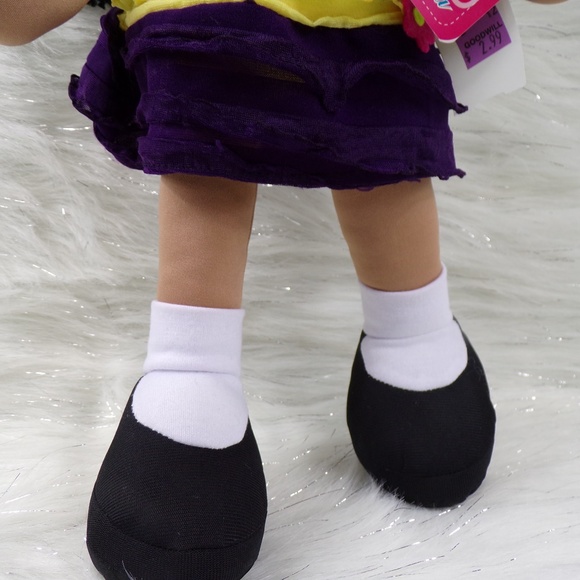 Sweet Cakes AISSA Plush Doll - Picture 4 of 7